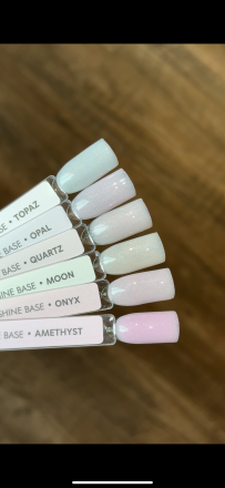 GRAPE   База камуфлирующая светоотражающая   15мл   Shine Base   ONYX