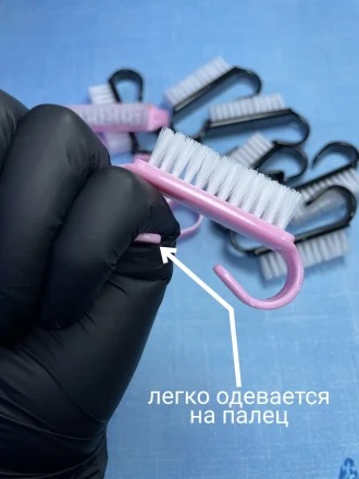 NAIL ART   Щетка-сметка розовая МЯГКАЯ